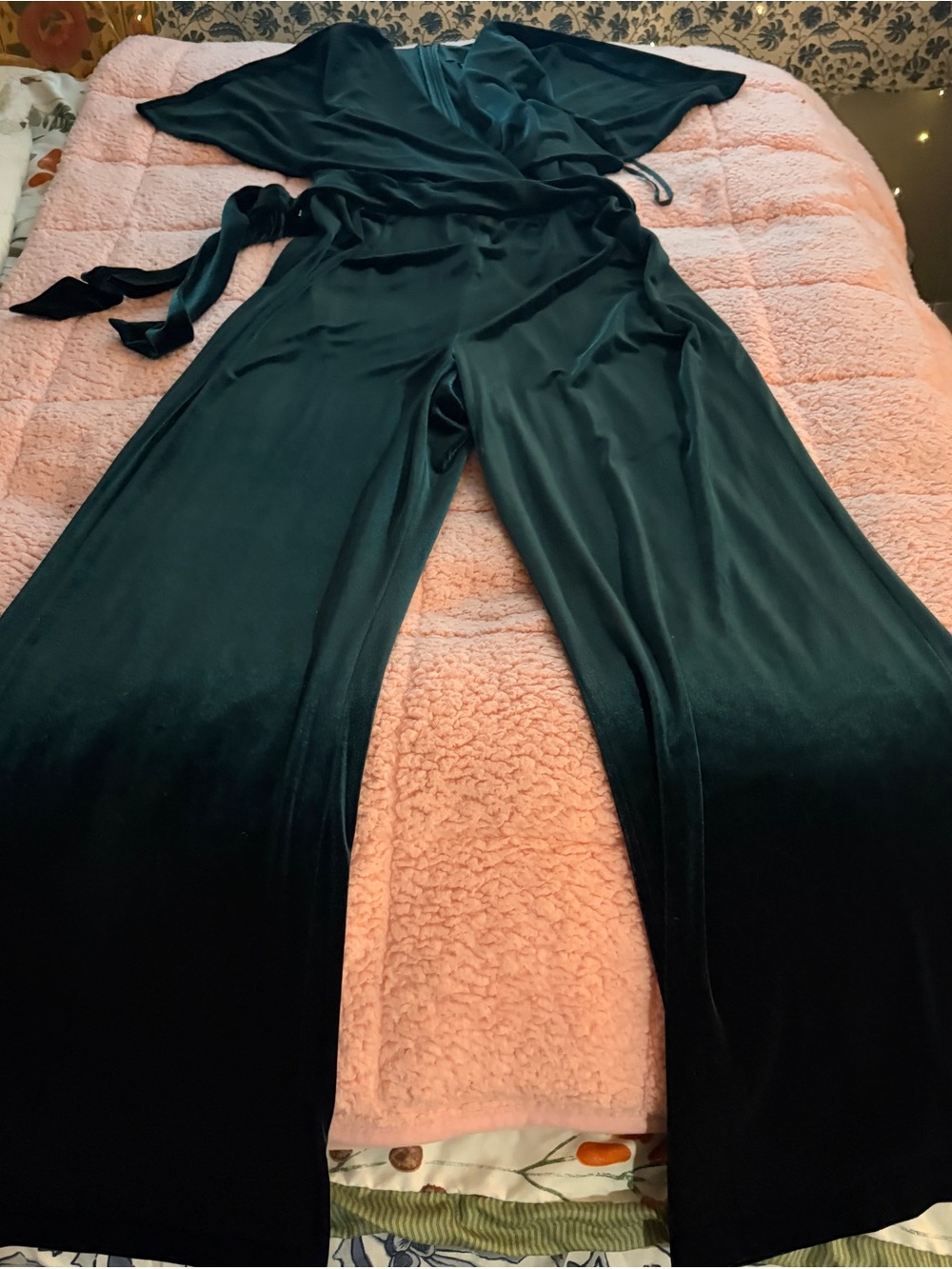 Women’s Emerald Green Wide-Leg Jumpsuit
